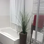 Apartment Ferienwohnung *